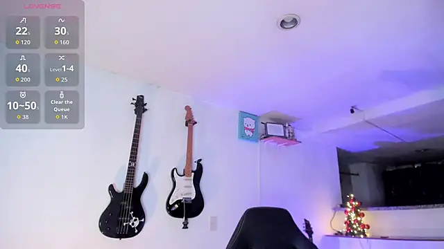 lilpervertgirl online show from December 5, 5:49 am