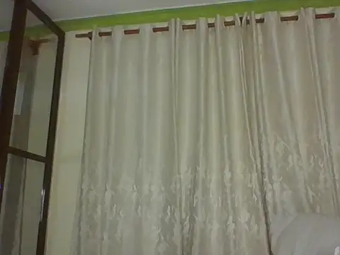 Apple bitch online show from October 1, 3:45 am