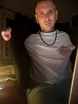 Snapshot of Schabernack1990 chatting on October 2, 12:39 am Schabernack1990 online show from October 2, 12:39 am