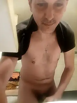 Snapshot of SperMaster_dom chatting on February 5, 9:52 pm SperMaster dom online show from February 5, 9:52 pm