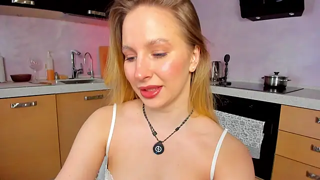 Snapshot of AnnLevine chatting on May 15, 1:18 pm AnnLevine online show from May 15, 1:18 pm