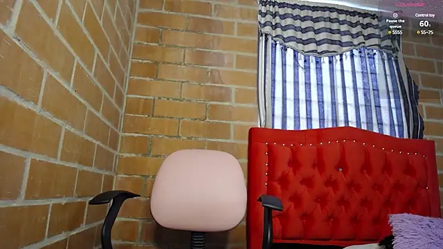 sharol espitia online show from December 13, 7:10 pm