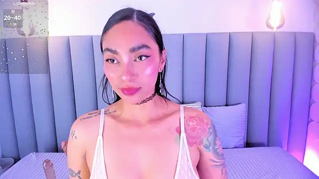 Snapshot of Leamonroe__ chatting on June 10, 10:08 pm Leamonroe online show from June 10, 10:08 pm