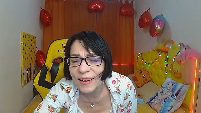 SandraHormas online show from March 14, 10:39 am