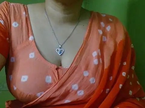 LOVERIAKOL online show from February 24, 6:50 pm