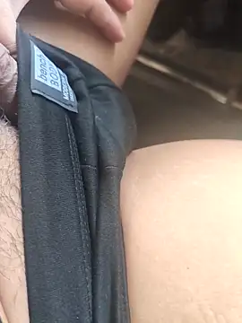 BustedKeeping online show from April 18, 2:26 am