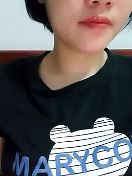 Snapshot of Sexyass13 chatting on September 20, 12:22 am Sexyass13 online show from September 20, 12:22 am