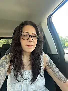 BeautifulMesss online show from July 17, 4:01 pm