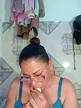 Snapshot of sorbetico_perverse chatting on January 20, 9:43 pm sorbetico perverse online show from January 20, 9:43 pm