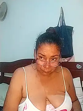 Snapshot of sorbetico_perverse chatting on March 19, 6:12 pm sorbetico perverse online show from March 19, 6:12 pm