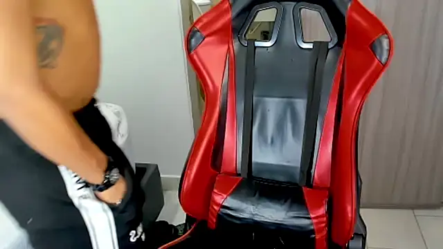 Snapshot of Backsex_boy chatting on February 3, 10:59 pm Backsex boy online show from February 3, 10:59 pm