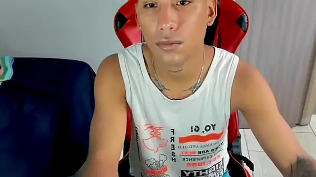 Snapshot of Backsex_boy chatting on February 16, 5:42 pm Backsex boy online show from February 16, 5:42 pm