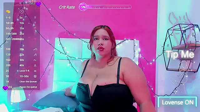 Alanna hot3 online show from February 28, 7:35 pm