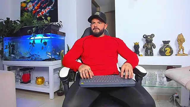 Johnnygrayson1 online show from January 6, 11:40 pm