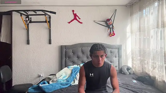 Snapshot of jokergc_2 chatting on March 16, 2:00 pm jokergc 2 online show from March 16, 2:00 pm