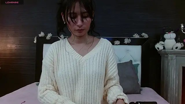 NayeCloud online show from February 6, 3:59 am