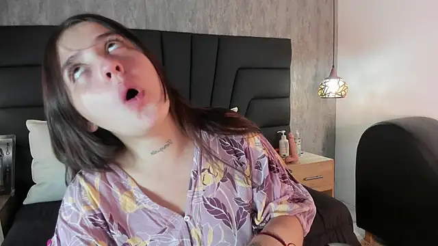 Sabrina Lennox online show from January 27, 7:56 pm