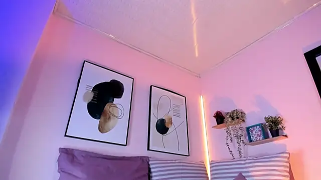 rose xd online show from March 1, 12:50 am