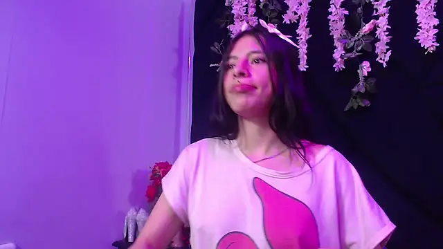 Sasha Petitte online show from March 4, 5:53 am