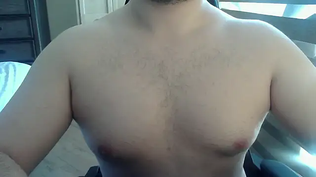 Snapshot of Himbo_fox chatting on May 21, 7:54 pm Himbo fox online show from May 21, 7:54 pm