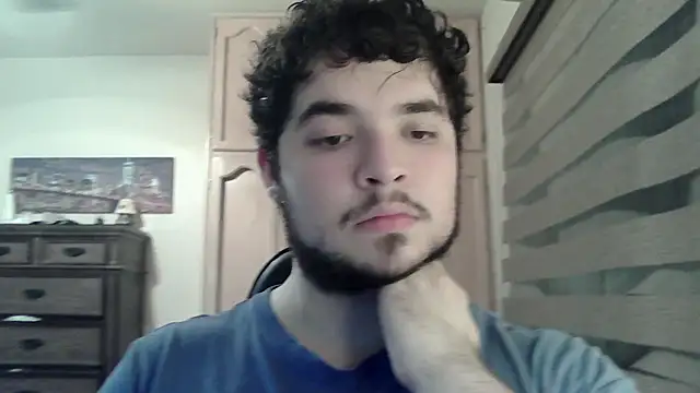 Snapshot of Himbo_fox chatting on June 15, 7:43 am Himbo fox online show from June 15, 7:43 am