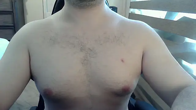 Snapshot of Himbo_fox chatting on June 22, 10:51 pm Himbo fox online show from June 22, 10:51 pm