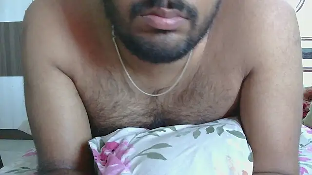 Snapshot of ursexslave175 chatting on April 6, 4:46 am ursexslave175 online show from April 6, 4:46 am