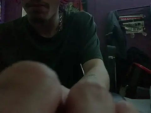 Snapshot of FeetKingx chatting on March 9, 9:13 am FeetKingx online show from March 9, 9:13 am