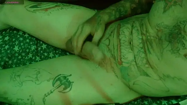 Snapshot of TheOneYouLove69 chatting on October 13, 2:50 pm TheOneYouLove69 online show from October 13, 2:50 pm