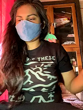 HaaniKaur online show from November 8, 8:03 am