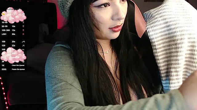 Theprojectsaraa online show from November 14, 1:32 pm