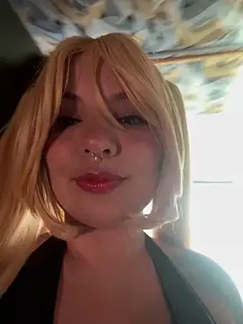 Theprojectsaraa online show from April 18, 4:22 pm