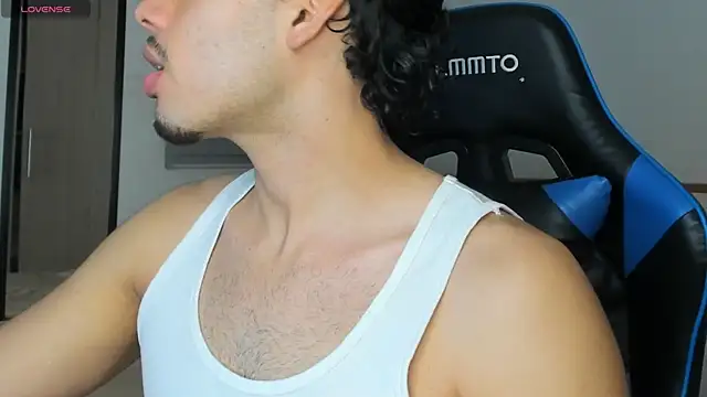 mateoleonee online show from January 19, 12:38 am