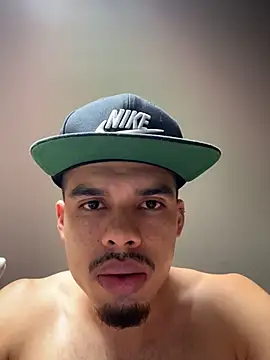 mateoleonee online show from March 13, 7:31 pm