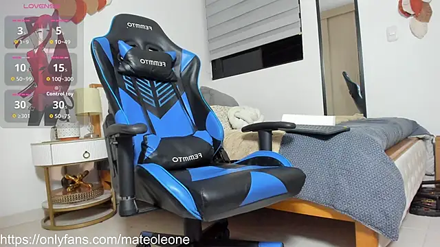 mateoleonee online show from April 21, 2:51 am