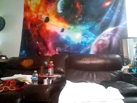 Snapshot of Antoniothedon chatting on February 1, 11:25 pm Antoniothedon online show from February 1, 11:25 pm