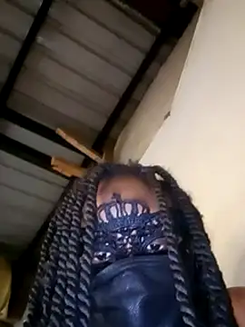 sexxylucia online show from December 2, 9:45 am