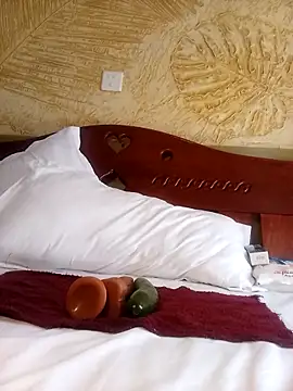 sexxylucia online show from September 28, 7:25 am