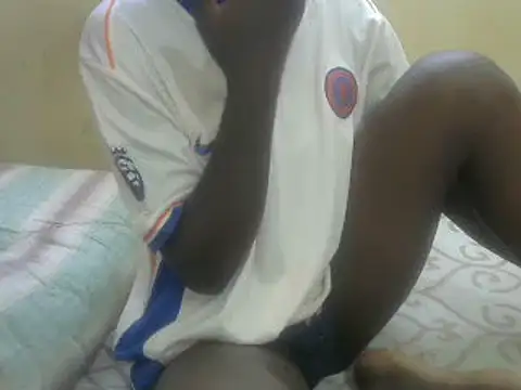 ebonyvalleria1 online show from February 26, 8:59 am