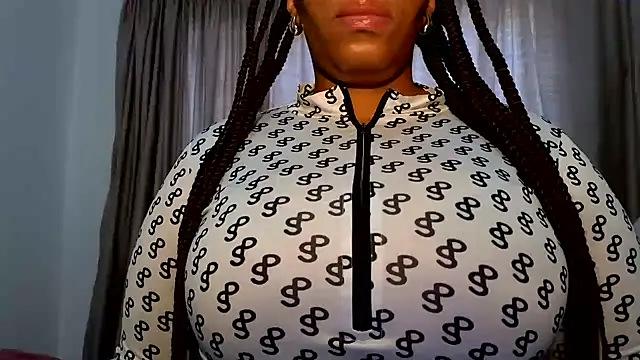 SexyFreaky  online show from February 4, 9:48 am