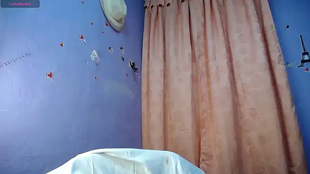 Snapshot of _sonia_bigboobs chatting on February 24, 10:37 am sonia bigboobs online show from February 24, 10:37 am