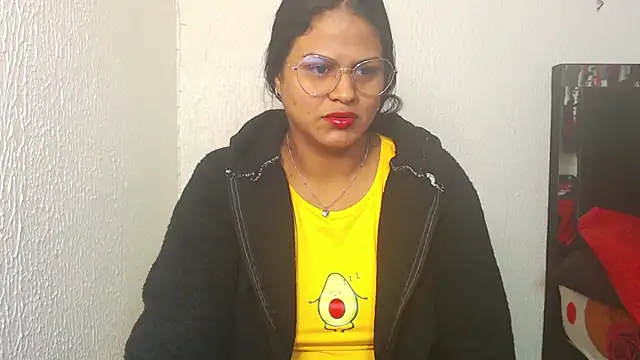 SweetAlmaa online show from March 20, 9:48 am