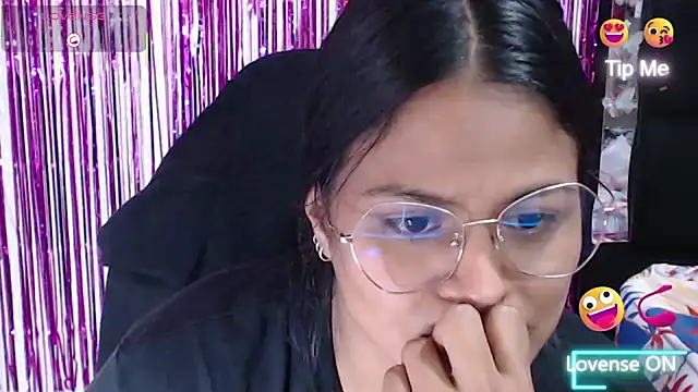 SweetAlmaa online show from February 19, 7:21 pm