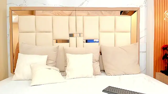 fabiana rodriguez online show from February 12, 10:59 pm