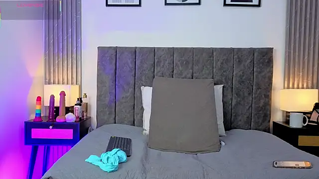 Ema Stone65 online show from November 15, 9:32 pm