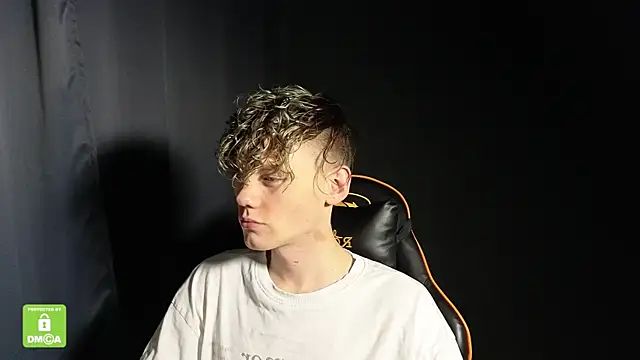 Keytaro online show from January 12, 10:26 pm