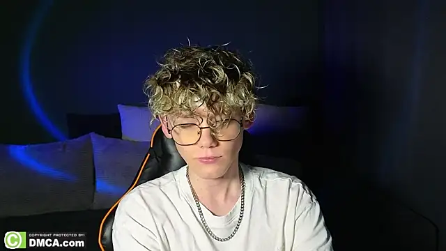 Keytaro online show from March 7, 9:01 pm