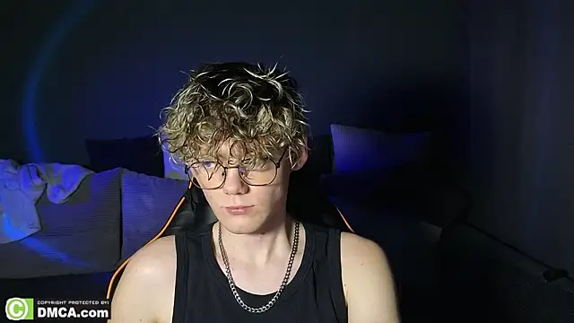 Keytaro online show from March 11, 8:26 pm