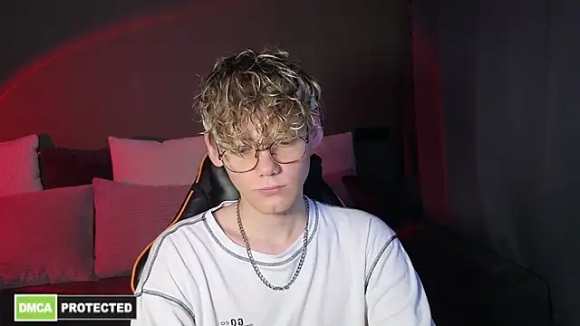 Keytaro online show from March 29, 1:22 pm