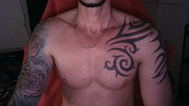 Snapshot of gabrielsaiyann chatting on May 2, 10:15 pm gabrielsaiyann online show from May 2, 10:15 pm